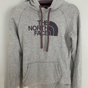 Women’s North Face Sweatshirt